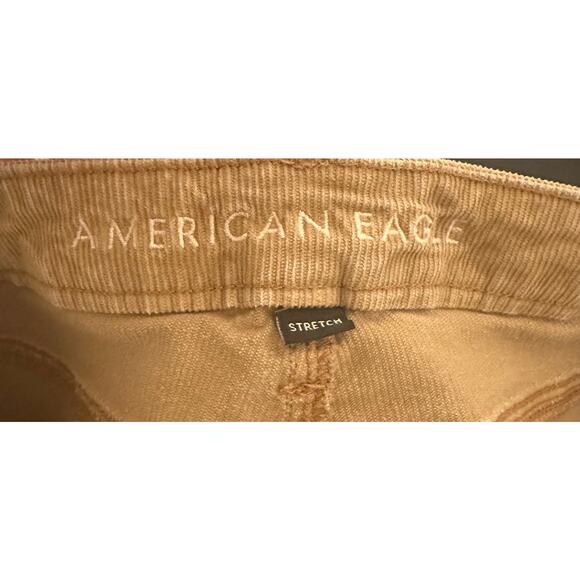 American Eagle Corduroy Mom Straight Jean Size 4 - Picture 4 of 7